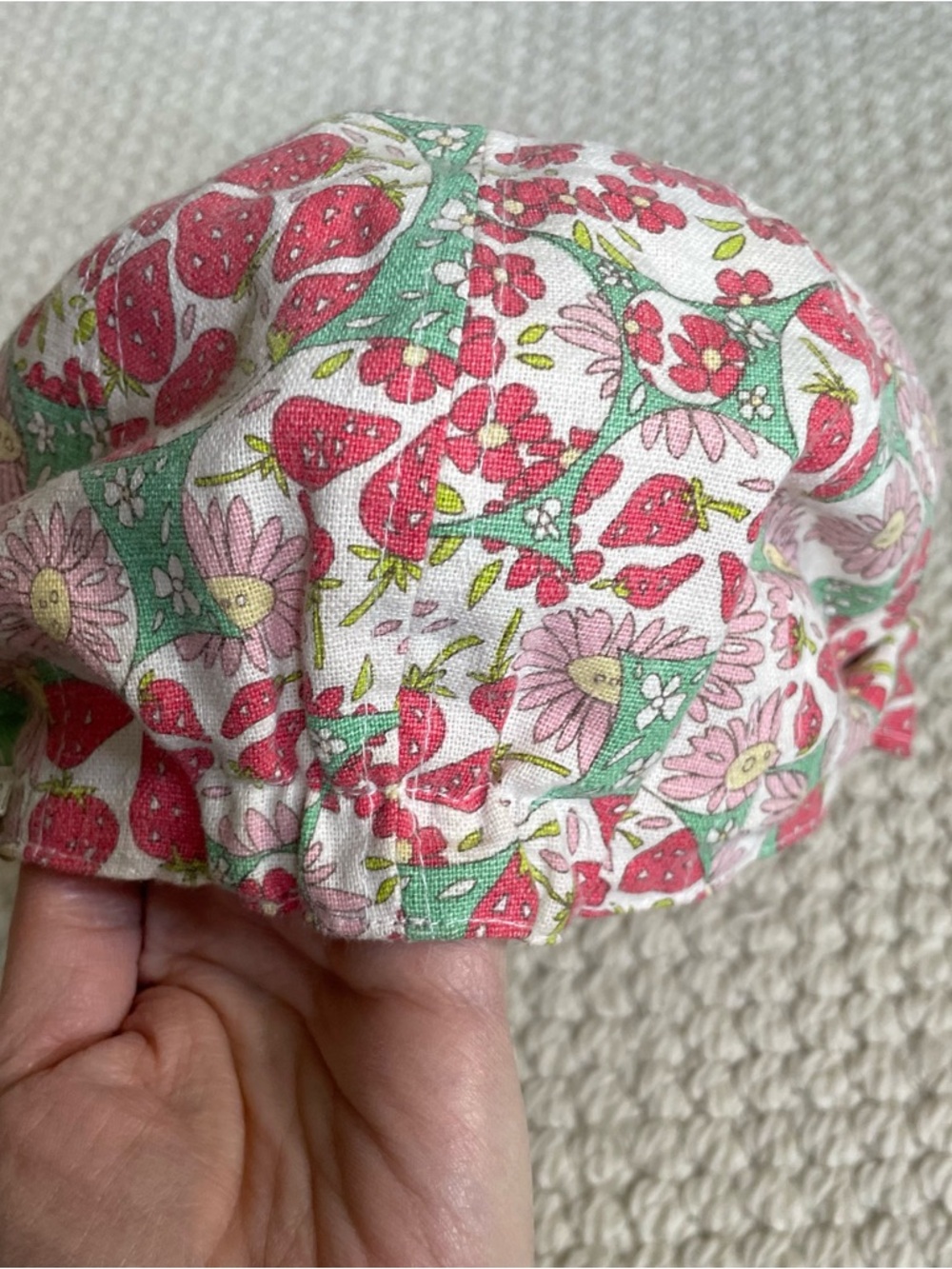 Hand-crafted cotton hat - Picture 6 of 15